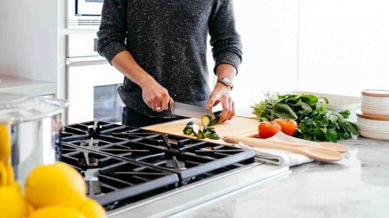 How to Sharpen Kitchen Knives